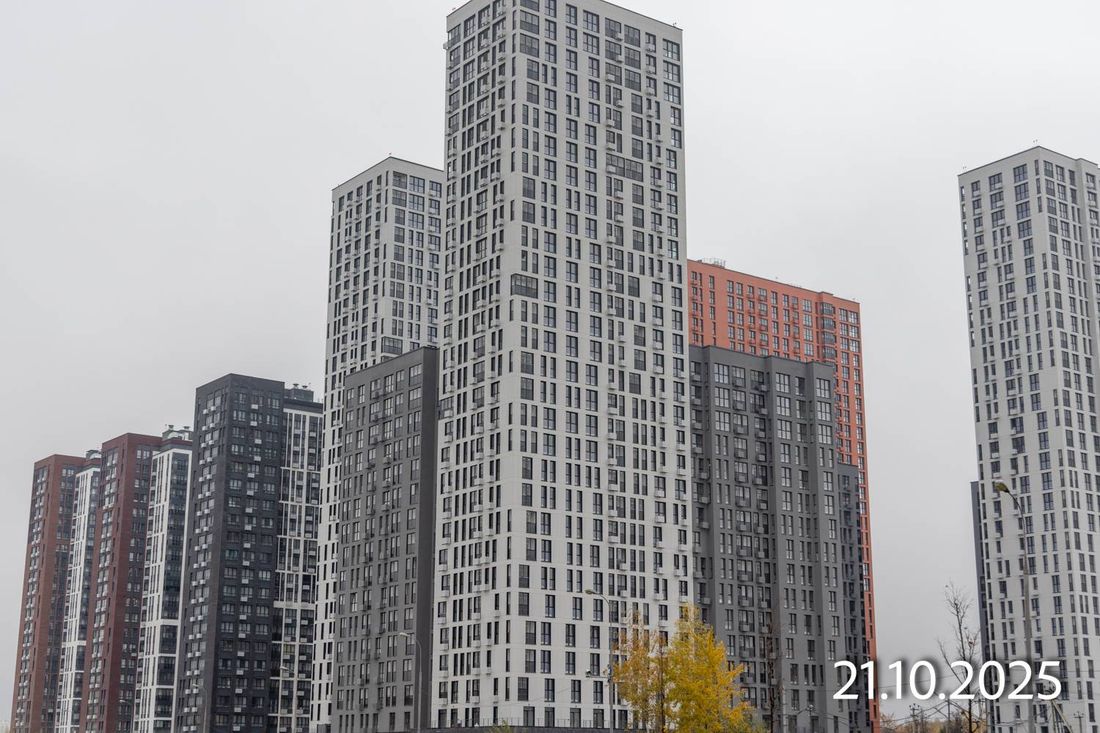 Ход строительства ЖК «Южные сады» за Октябрь 2025 г., фото №1
