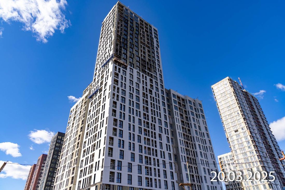 Ход строительства ЖК «Южные сады» за Март 2025 г., фото №1