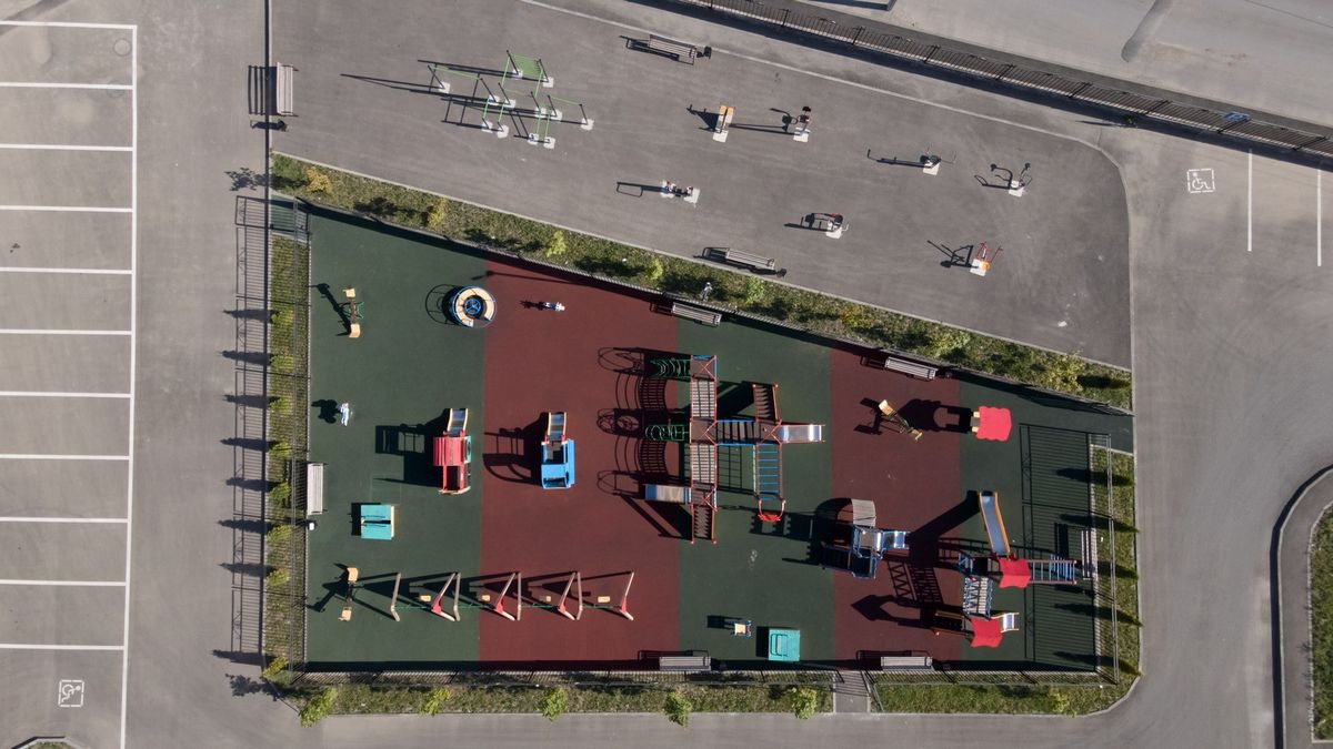 Современные детские площадки