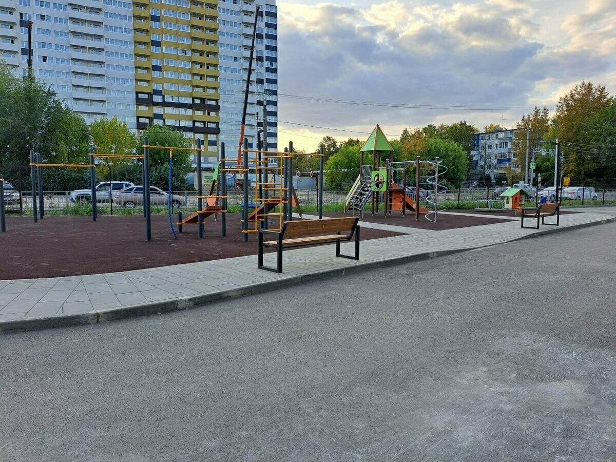 Спортивные площадки