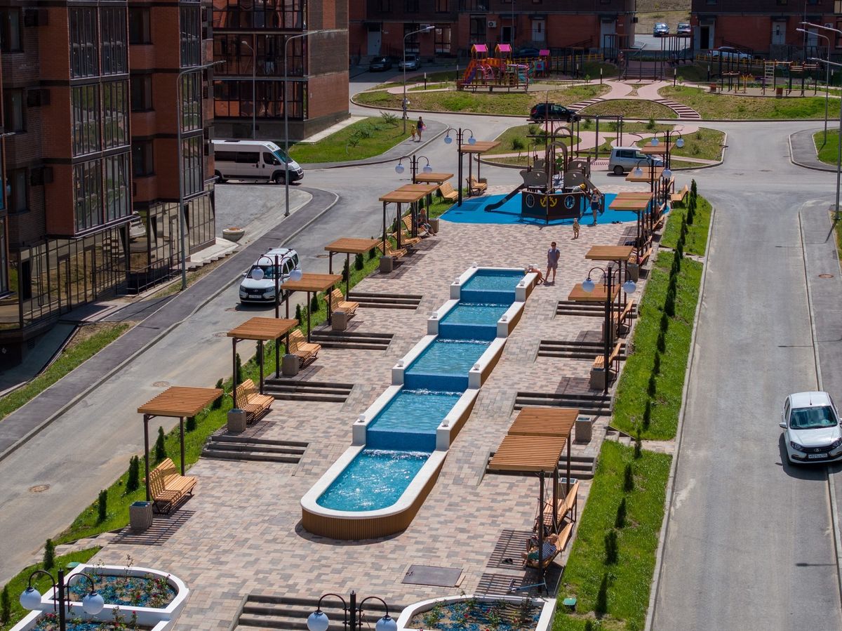 Фонтан-река