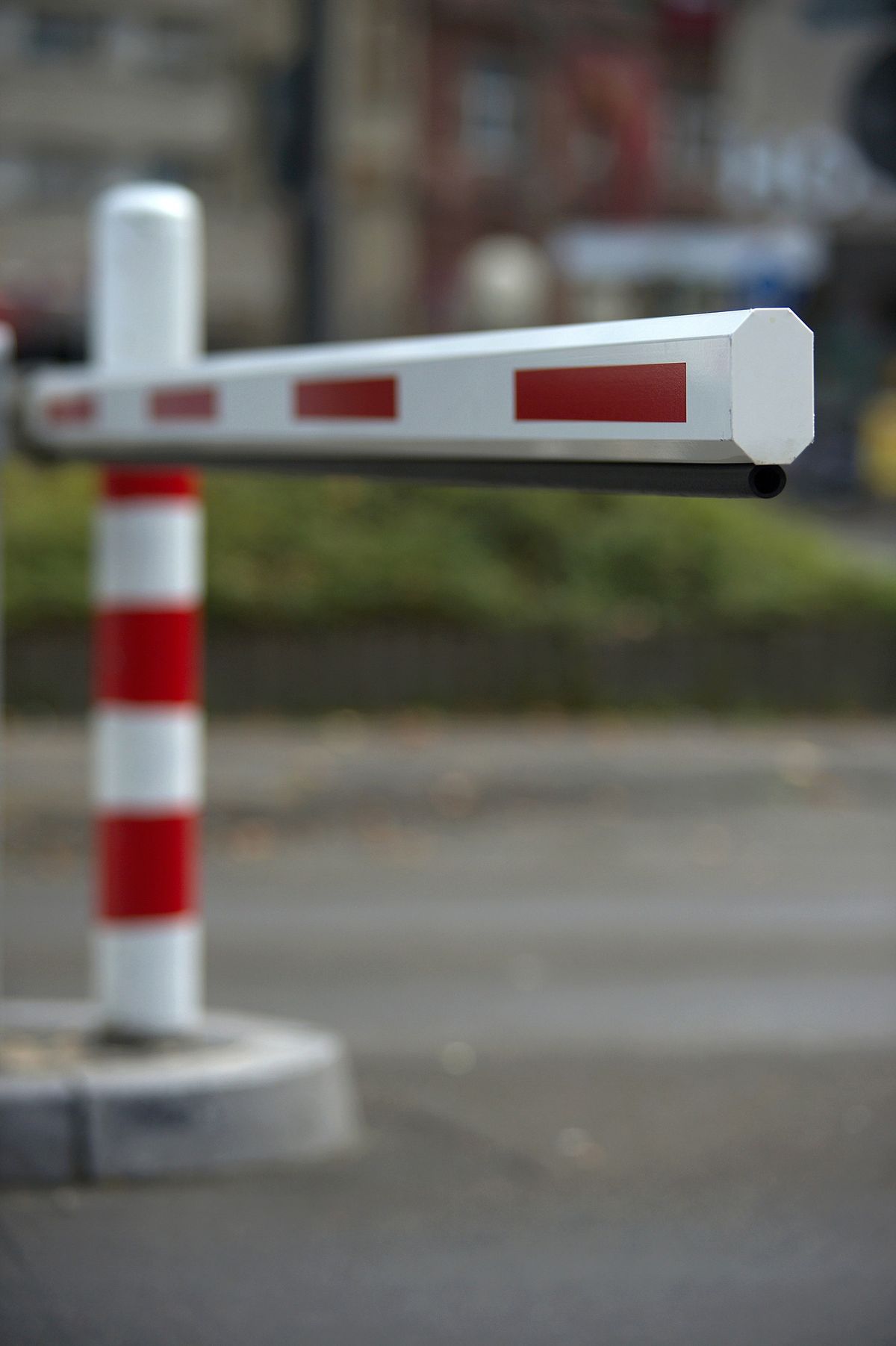 Безопасность