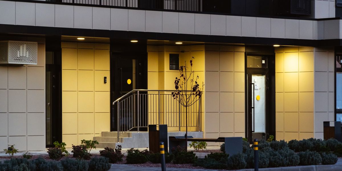 Вход в&nbsp;подъезд