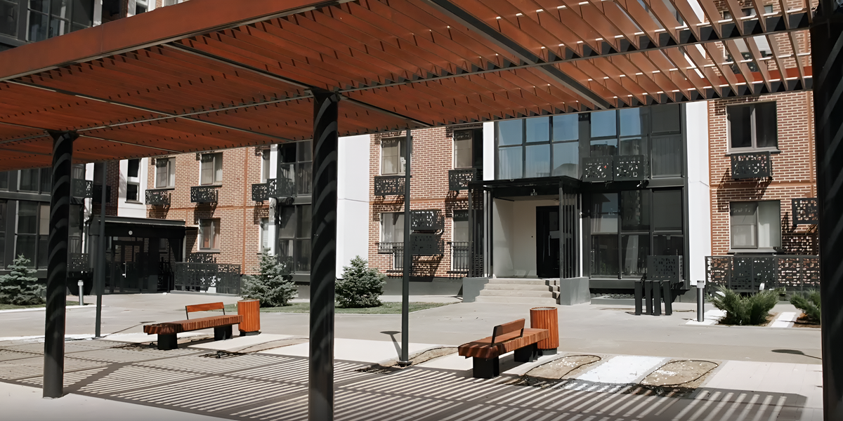 Вход в&nbsp;подъезд