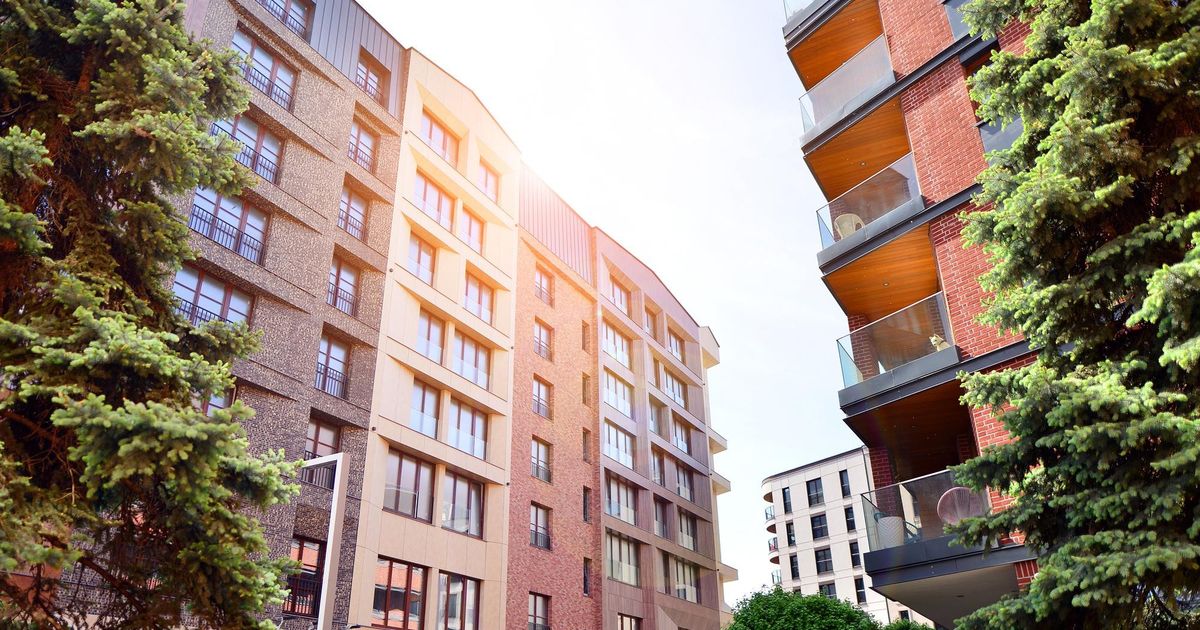 Апартаменты: что это, плюс и минусы недвижимости