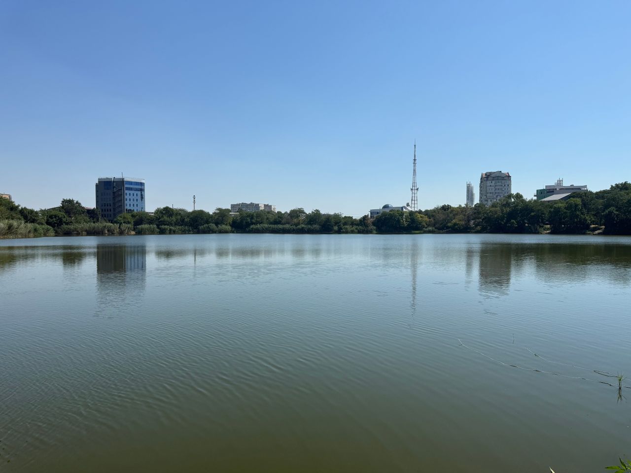 Нижнее Покровское озеро в ЧМР, Краснодар