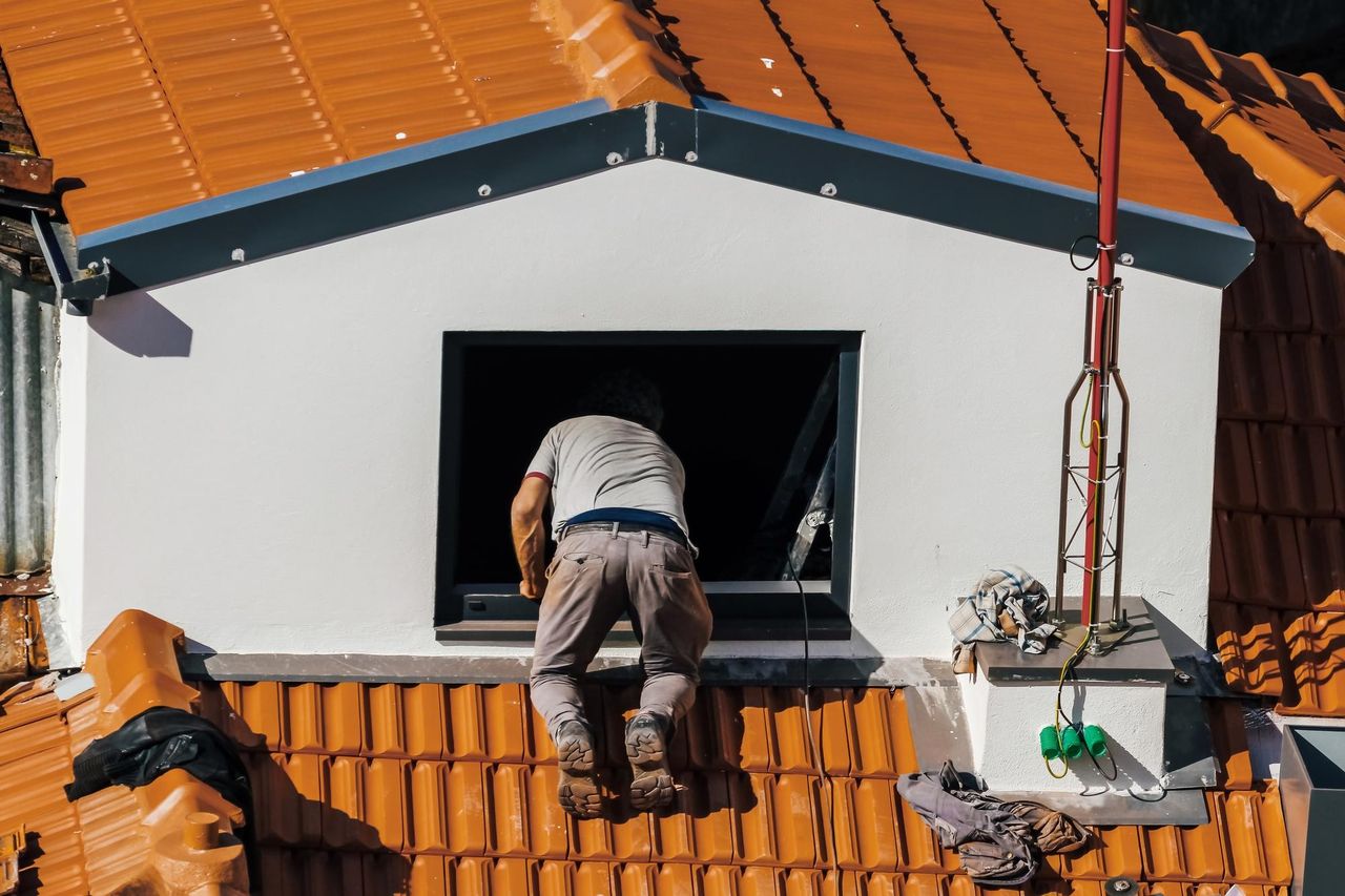 Установка слухового окна, дормера