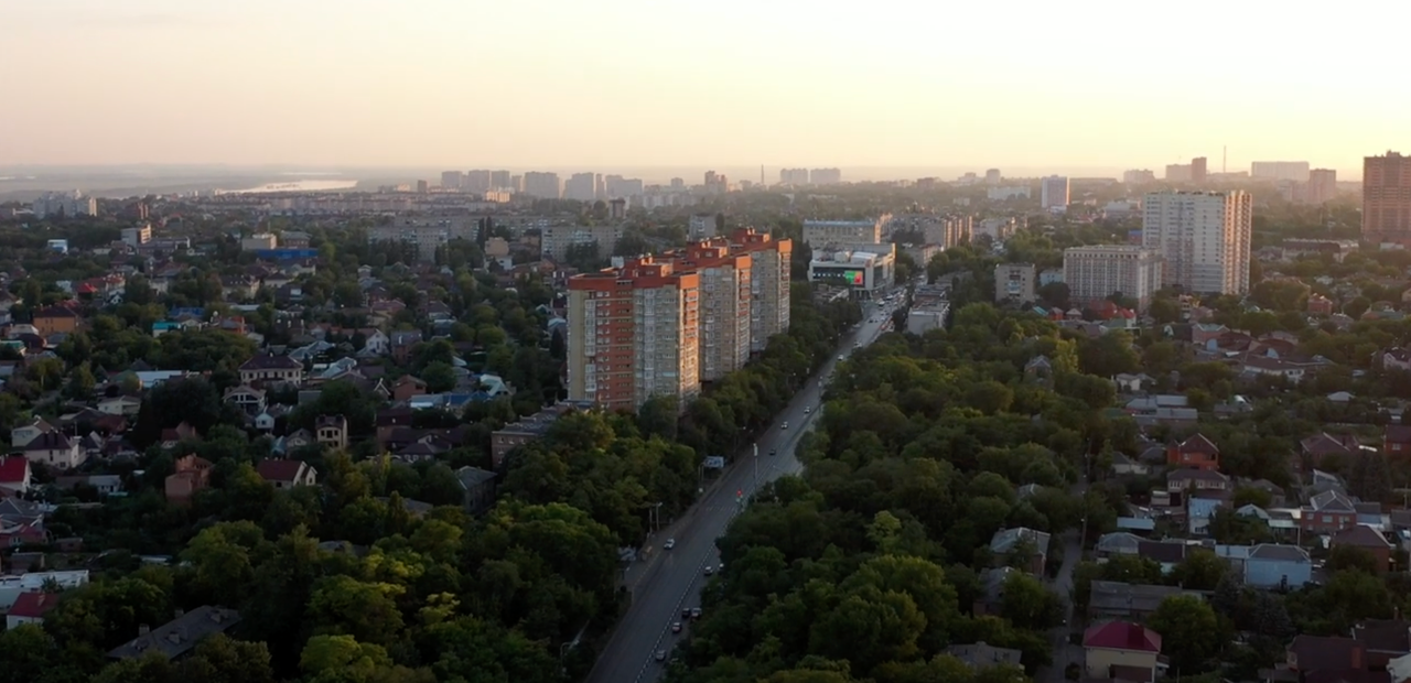 Железнодорожный район Ростова-на-Дону утопает в зелени