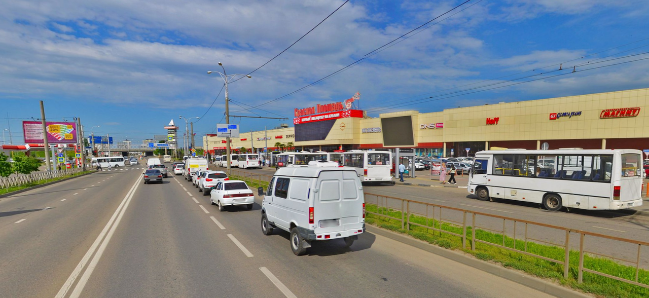 Автобусы, маршуртки ТЦ Красная площадь, Краснодар
