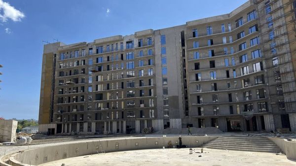 Ход строительства ЖК «Гостиничный комплекс Лучи» за Август 2026 г., фото №3