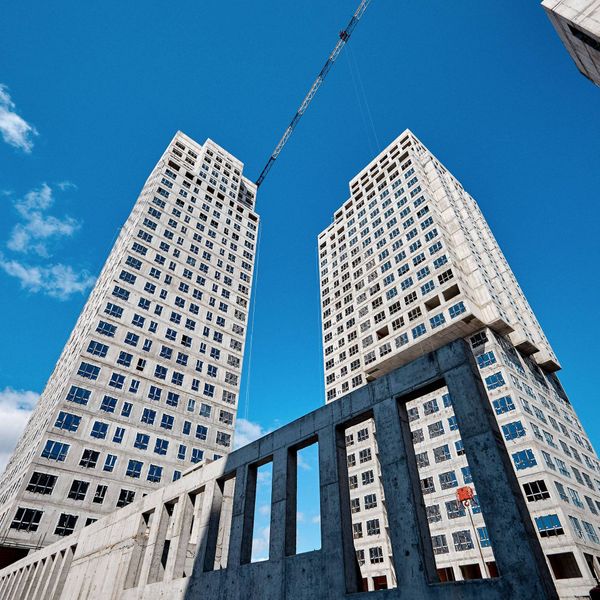 Апрель 2026