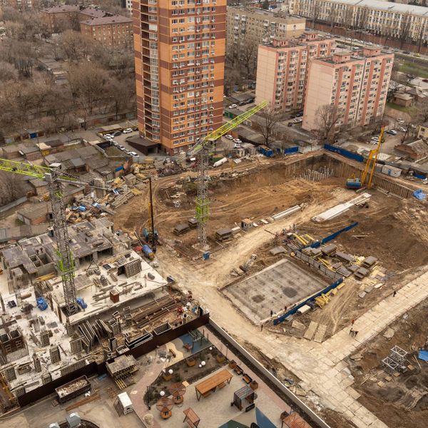 Март 2026