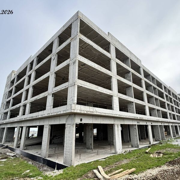 Апрель 2026