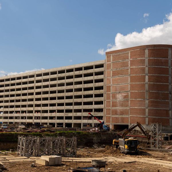 Апрель 2026