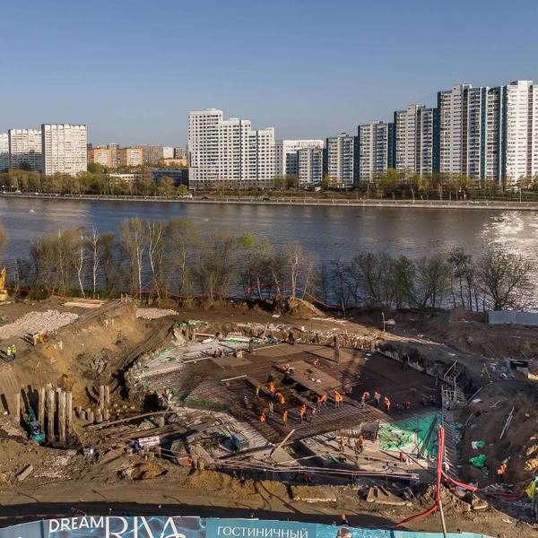 Апрель 2025