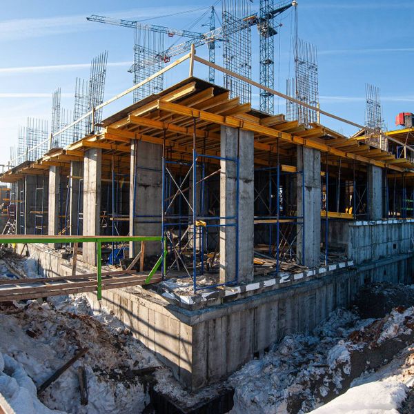 Апрель 2026