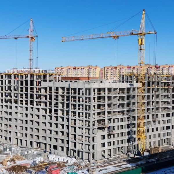 Апрель 2025