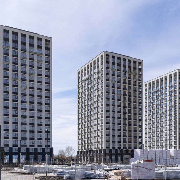 Апрель 2025