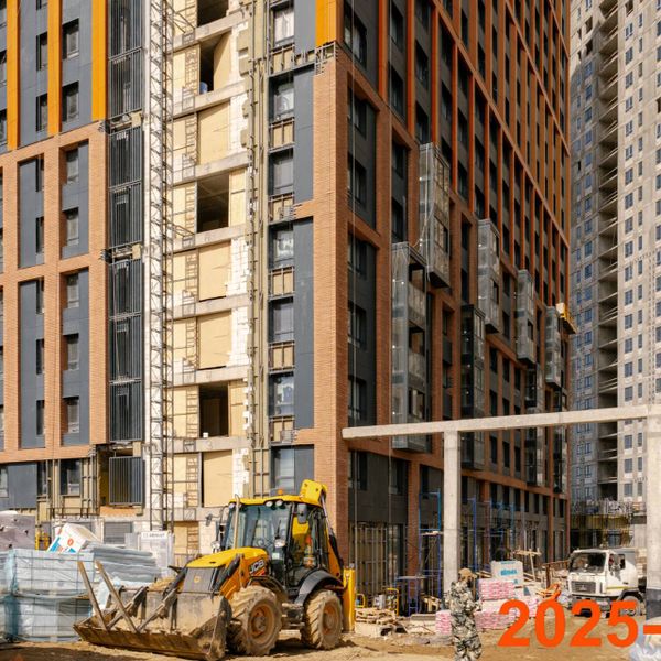 Апрель 2025