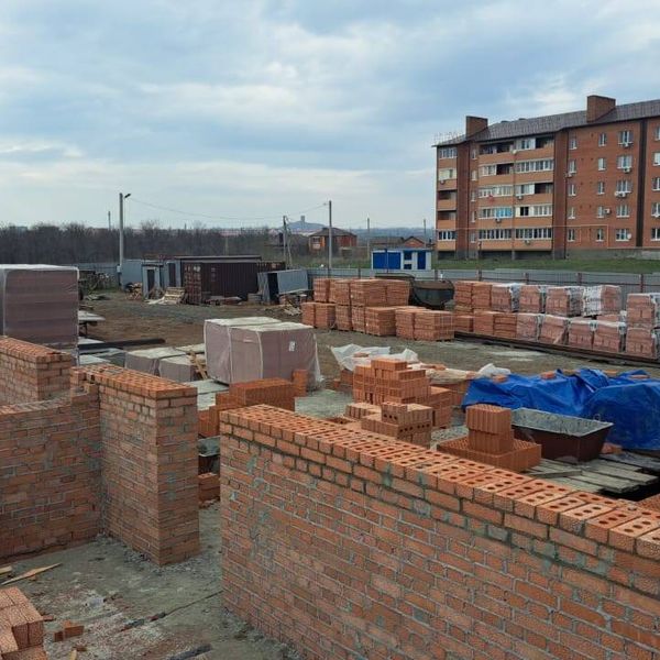 Апрель 2025