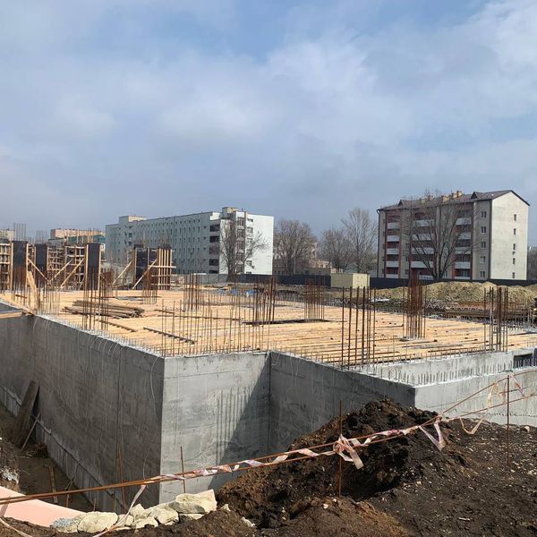 Апрель 2026