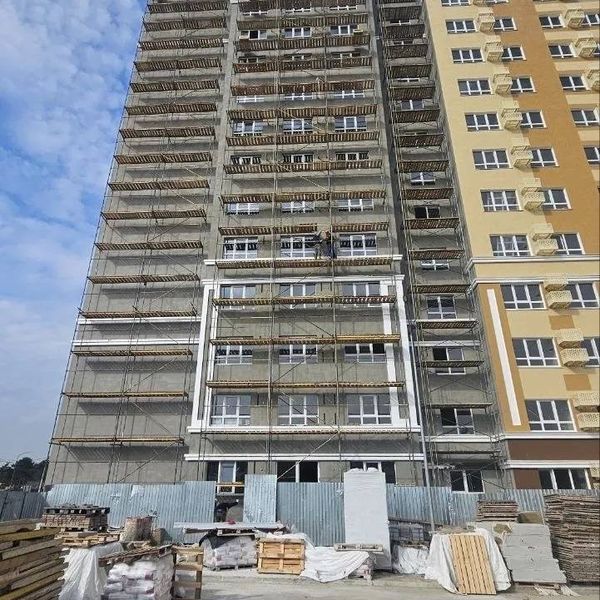Март 2026
