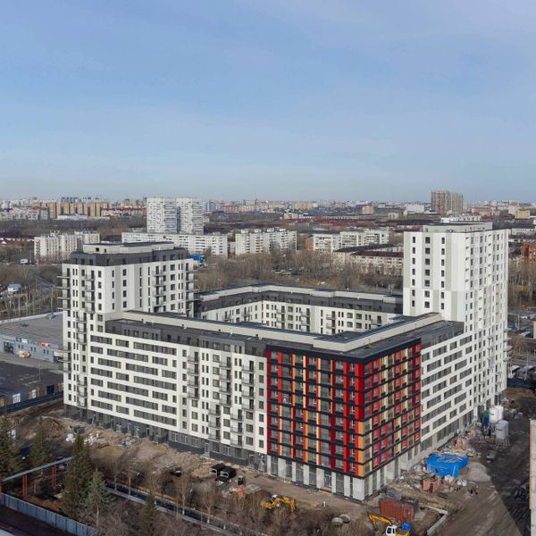 Апрель 2025