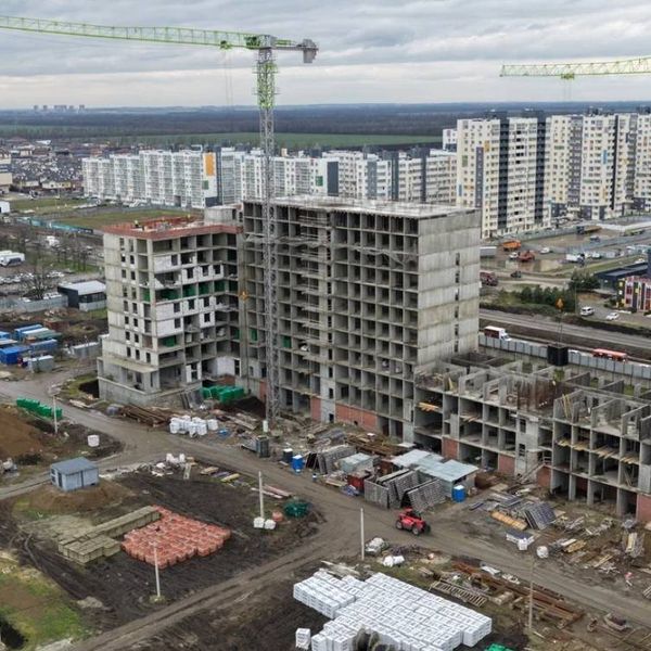 Март 2026