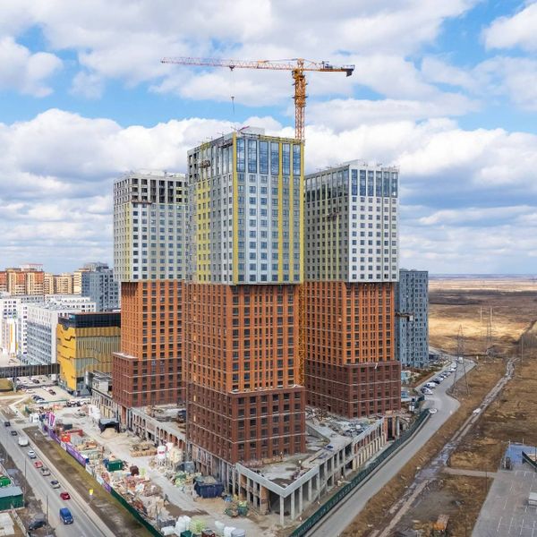 Апрель 2025