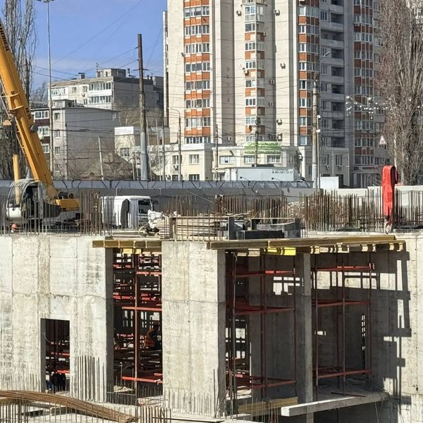 Апрель 2026