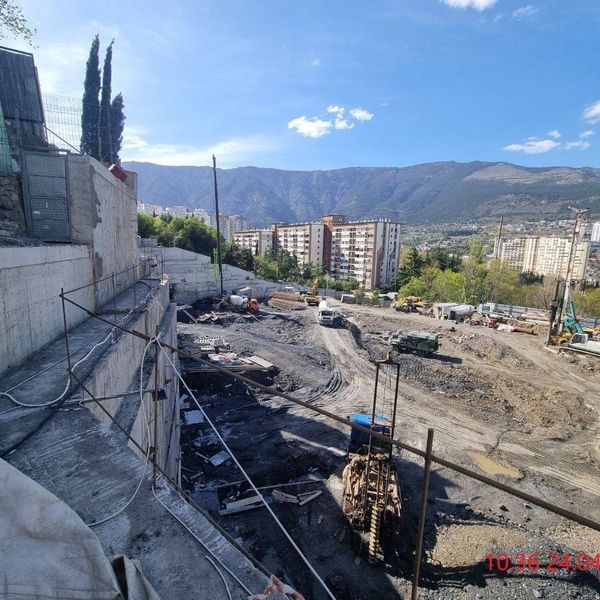 Апрель 2026