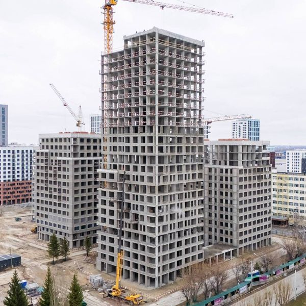 Апрель 2025