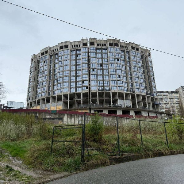 Апрель 2025