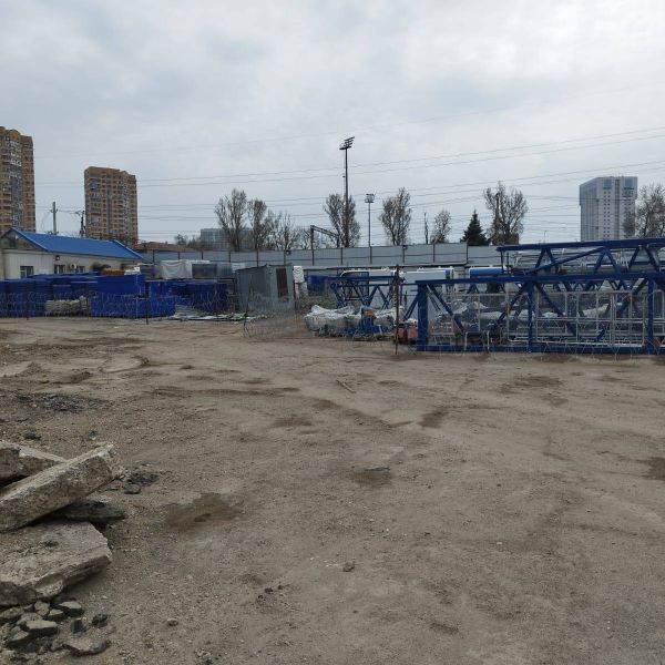 Апрель 2025