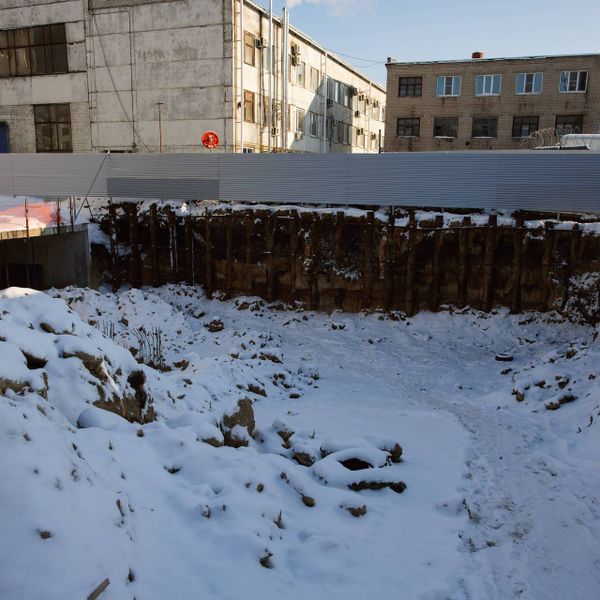 Март 2026