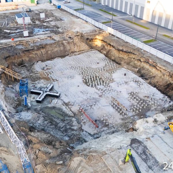 Апрель 2025