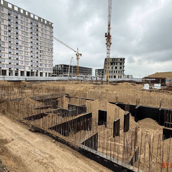Апрель 2026