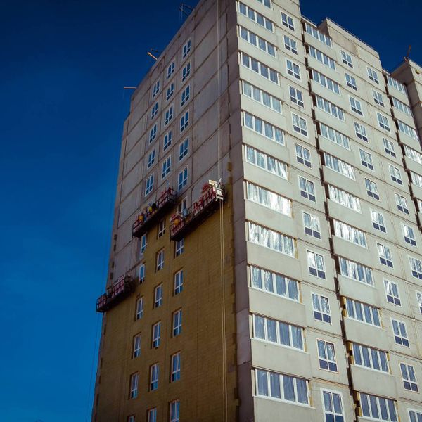 Март 2026