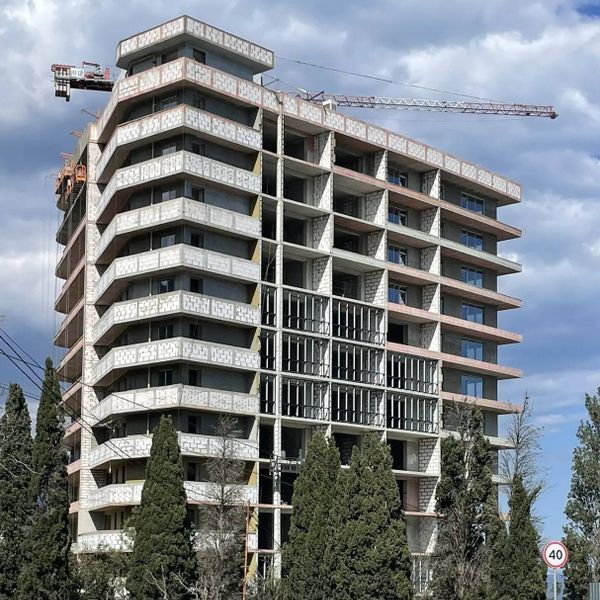 Апрель 2026