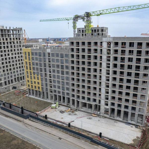 Апрель 2025