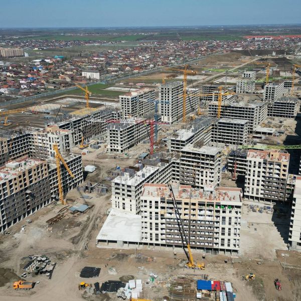 Апрель 2025
